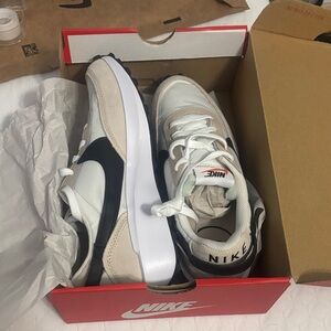 Nike White and Beige Sneakers with Black Accents